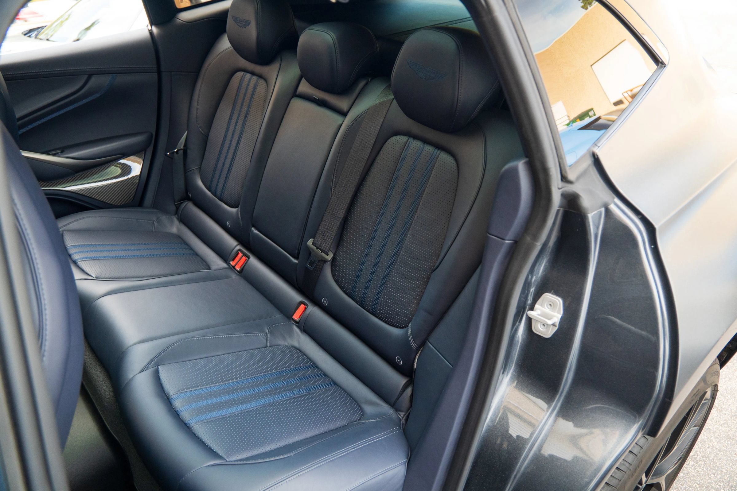 Used 2025 Aston Martin DBX 707 AWD/4WD image 24