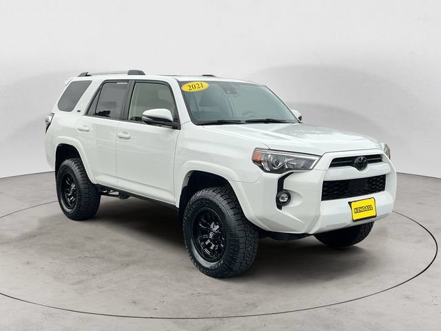 Used 2021 Toyota 4Runner SR5 Premium w/ Moonroof Package AWD/4WD image 3