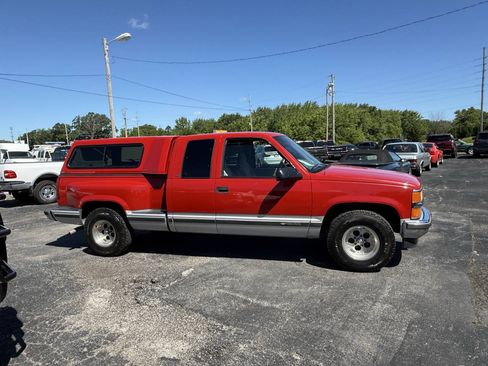 Used 1997 Chevrolet Silverado 1500 2WD Extended Cab w/ Preferred Equipment Group 2 image 6