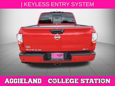 Certified 2024 Nissan Titan SV w/ SV Convenience Package image 5
