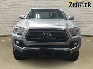 Used 2022 Toyota Tacoma SR5 w/ SR5 Appearance Package (SM) video 2
