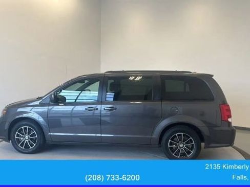 Used 2019 Dodge Grand Caravan GT FWD image 7