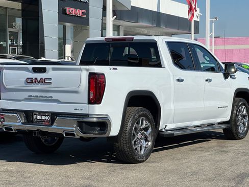 New 2026 GMC Sierra 1500 SLT w/ SLT Premium Plus Package AWD/4WD image 5