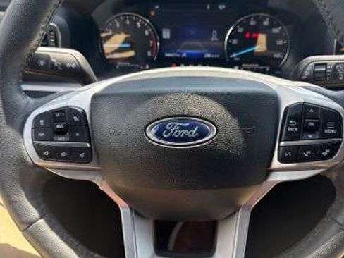 Certified 2023 Ford Explorer XLT w/ Equipment Group 202A RWD image 3