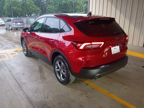Used 2025 Ford Escape ST-Line image 8