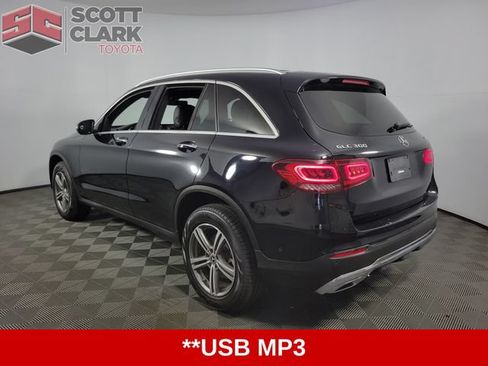 Used 2021 Mercedes-Benz GLC 300 4MATIC w/ Premium Package image 6