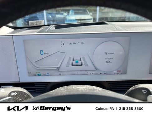 Used 2022 Hyundai Ioniq 5 Limited AWD/4WD image 9