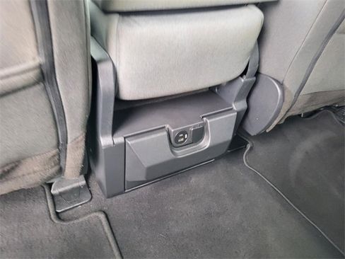 Used 2023 Ford F150 XLT image 7