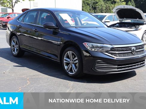 Used 2024 Volkswagen Jetta SE FWD image 4