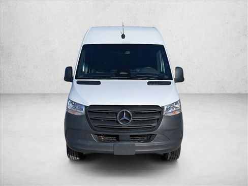 Used 2025 Mercedes-Benz Sprinter 2500 image 2
