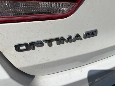 Used 2020 Kia Optima LX FWD image 5