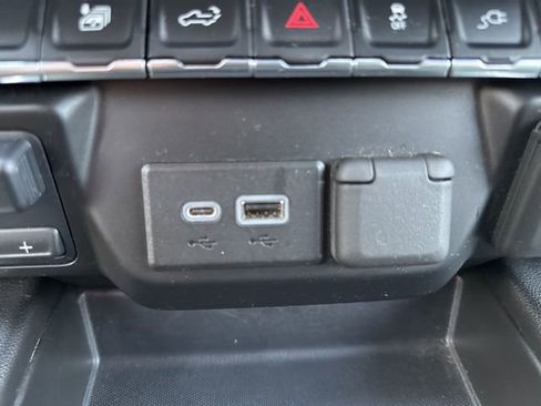 Used 2022 Chevrolet Silverado 2500 LTZ w/ LTZ Convenience Package image 51