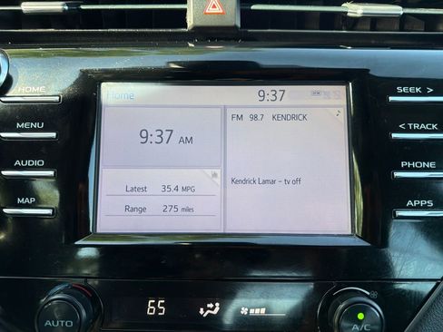 Used 2019 Toyota Camry SE FWD image 20