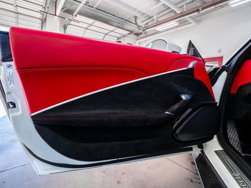 Used 2023 Ferrari Roma image 33