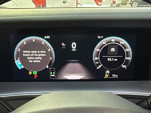 New 2026 Volkswagen Tiguan SE image 22