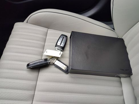 Used 2023 Genesis G70 2.0T w/ Sport Prestige Package image 23