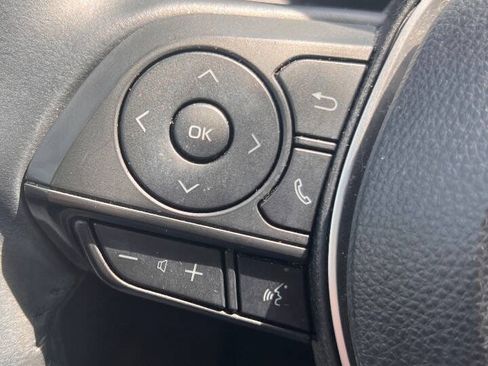 Used 2020 Toyota Corolla SE FWD image 22