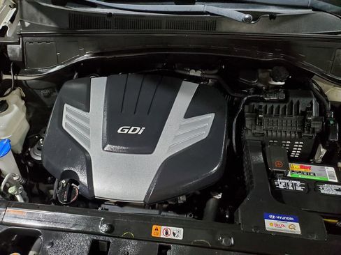 Used 2018 Hyundai Santa Fe Limited image 51