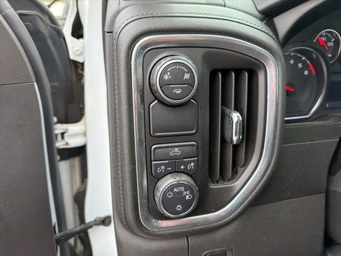 Used 2019 Chevrolet Silverado 1500 LT image 19