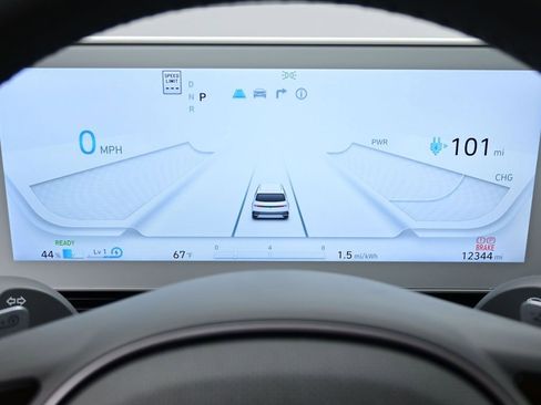 Used 2024 Hyundai Ioniq 5 SEL image 20