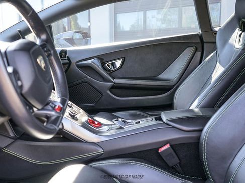 Used 2017 Lamborghini Huracan LP 580-2 RWD image 45