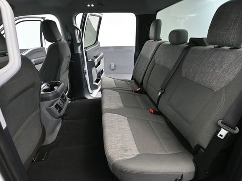 Used 2023 Ford F350 XLT AWD/4WD image 36