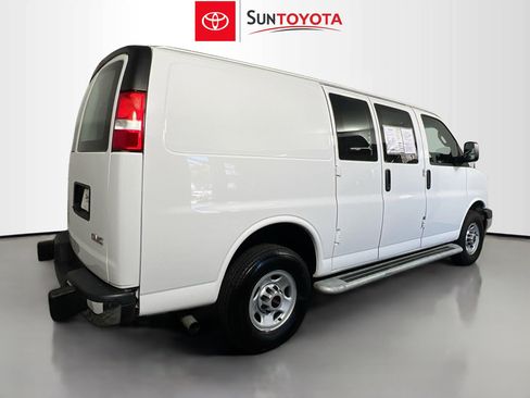 Used 2024 GMC Savana 2500 w/ Driver Convenience Package image 4