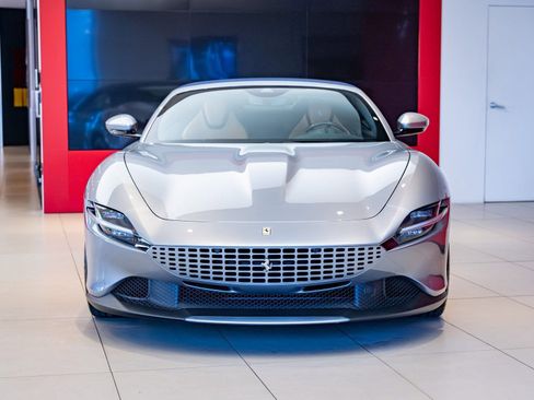 Certified 2024 Ferrari Roma Spider RWD image 32