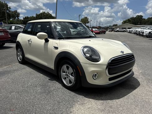 Used 2021 MINI Cooper 2-Door Hardtop FWD image 7