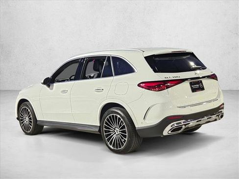 Used 2026 Mercedes-Benz GLC 350e 4MATIC image 8
