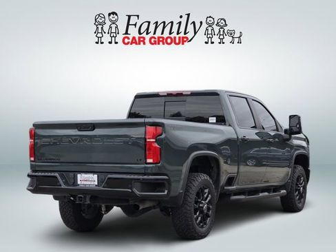 Used 2025 Chevrolet Silverado 2500 LT w/ Trail Boss Package AWD/4WD image 4