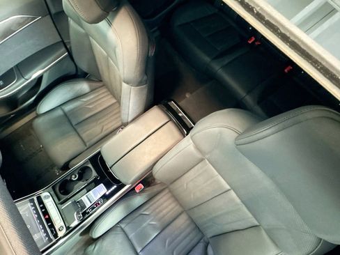 Used 2022 Audi A8 L 3.0T w/ Executive Package image 20