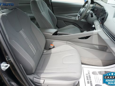 Used 2023 Hyundai Elantra SEL w/ Convenience Package FWD image 23