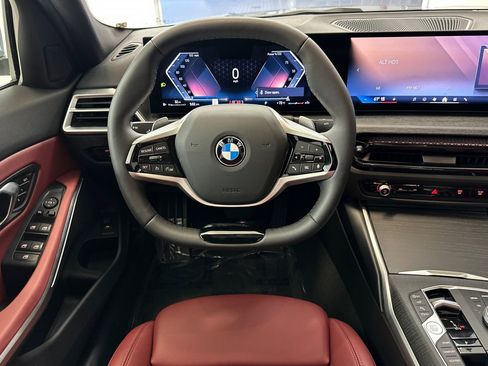 Used 2025 BMW 330i Sedan w/ Convenience Package RWD image 27