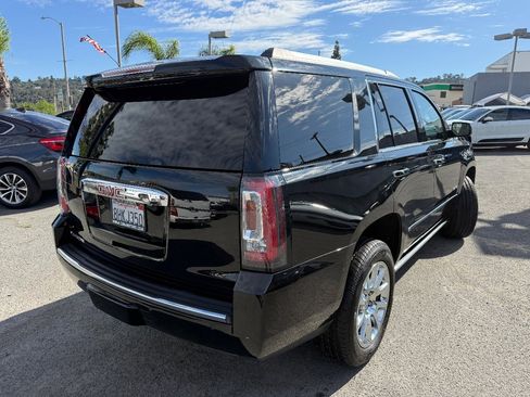 Used 2019 GMC Yukon Denali image 9