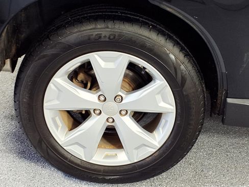 Used 2014 Subaru Forester 2.5i Limited w/ Popular Package #2 image 5