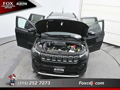 New 2026 Jeep Compass Limited AWD/4WD image 33