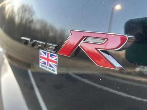 Used 2018 Honda Civic Type R image 7