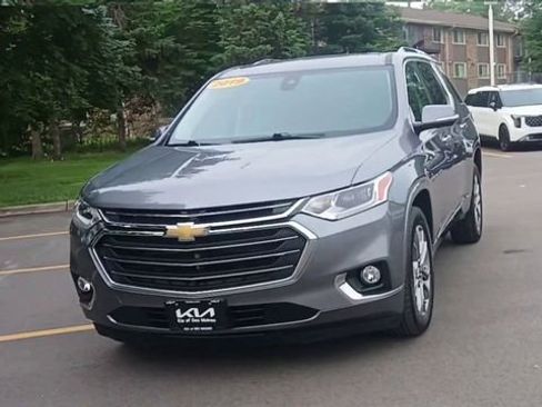 Used 2019 Chevrolet Traverse Premier AWD/4WD image 6