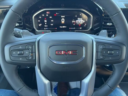 New 2026 GMC Sierra 1500 Elevation image 21
