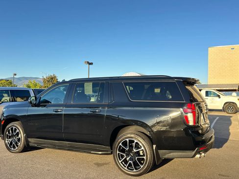 Certified 2022 Chevrolet Suburban RST image 2