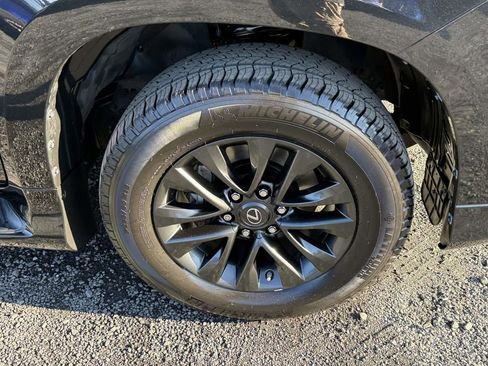 Used 2022 Lexus GX 460 Premium image 7