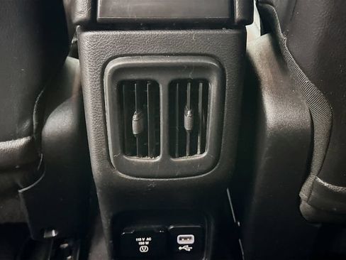 Used 2018 Jeep Compass Latitude w/ Popular Equipment Group AWD/4WD image 26