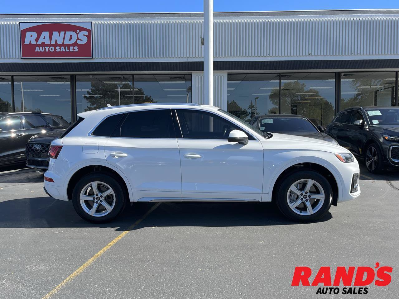 Used 2023 Audi Q5 2.0T Premium w/ Convenience Package AWD/4WD image 1