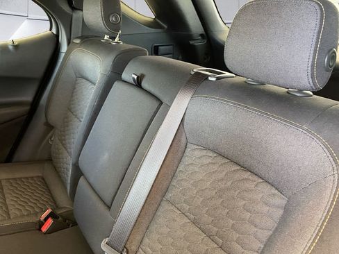 Used 2019 Chevrolet Equinox LT FWD image 18