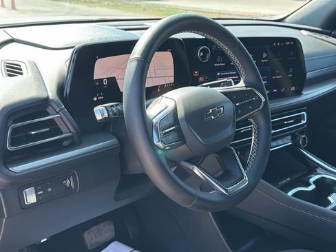 New 2026 Chevrolet Traverse LT w/ Midnight/Sport Edition FWD image 14
