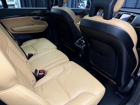 Used 2016 Volvo XC90 T6 Momentum w/ Momentum Plus Package image 25