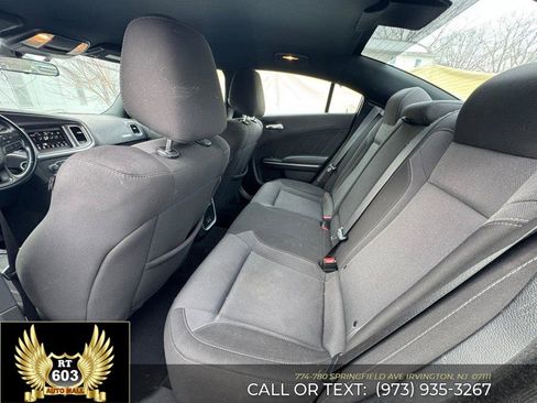 Used 2022 Dodge Charger SXT image 8