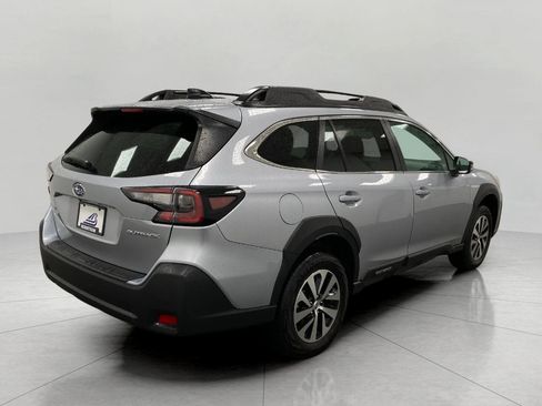 Used 2025 Subaru Outback Premium w/ Popular Package #1A AWD/4WD image 4