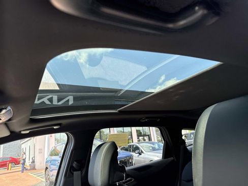 Used 2023 Kia Sportage X-Line w/ X-Line Premium Package AWD/4WD image 23